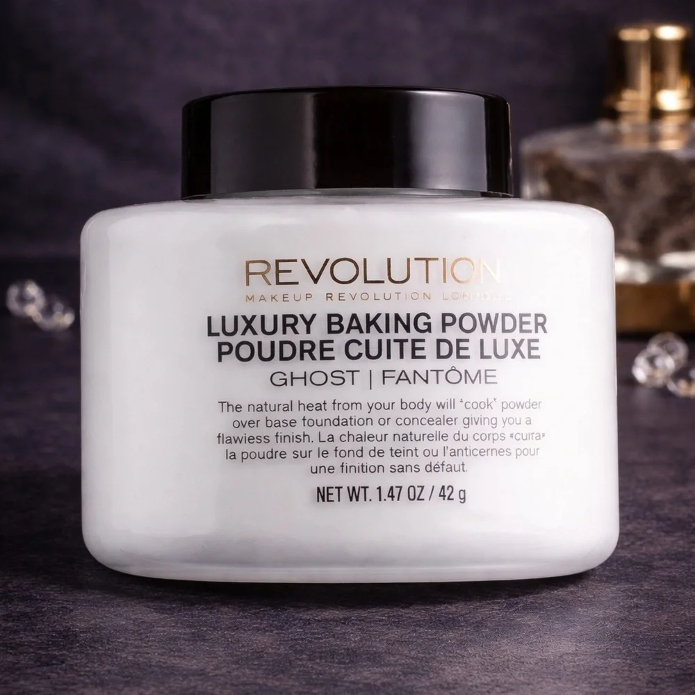 Revolution Luxury Baking Powder – Ghost | 1.47oz / 42g